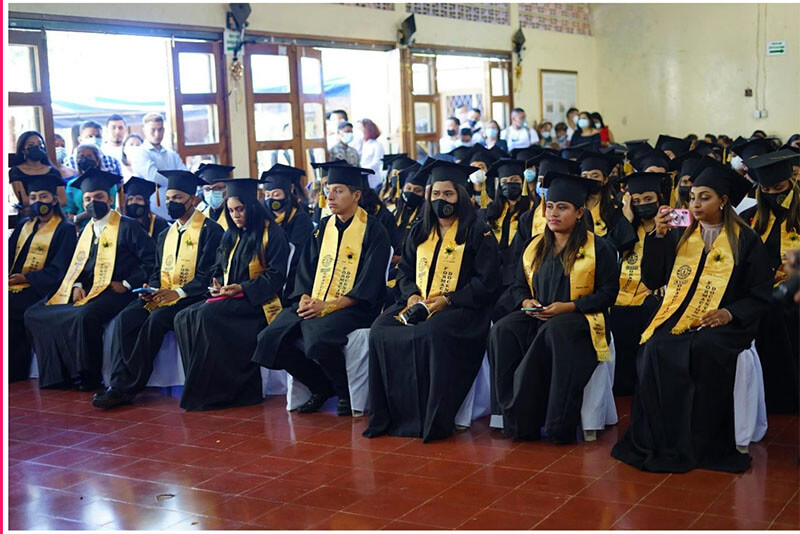 graduacion-docentes-primaria-nicaragua